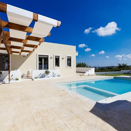 Aerin Villa, A Sublime Sanctuary, By Thinkvilla Roupai Zewnętrze zdjęcie